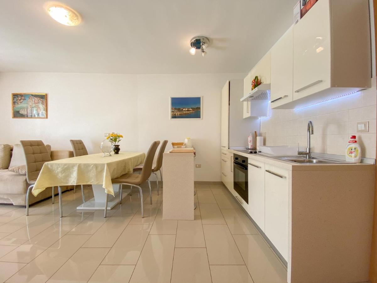 Gardenia Four Apartament *