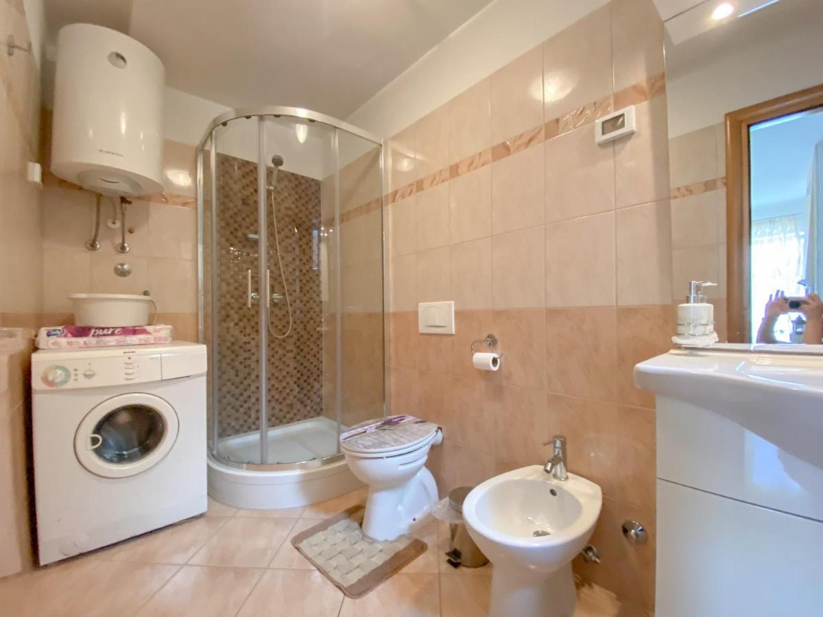 Gardenia Four Apartment